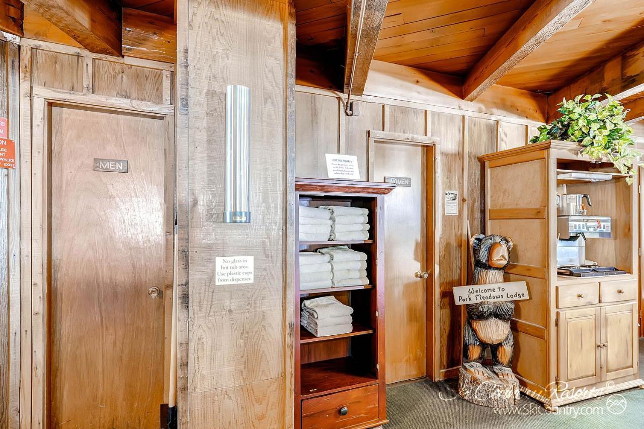 Appartamento Petite Remodeled Corner Unit With Lots Of Light, Onsite Hot Tubs, Walk To Town Pm4A Breckenridge Esterno foto